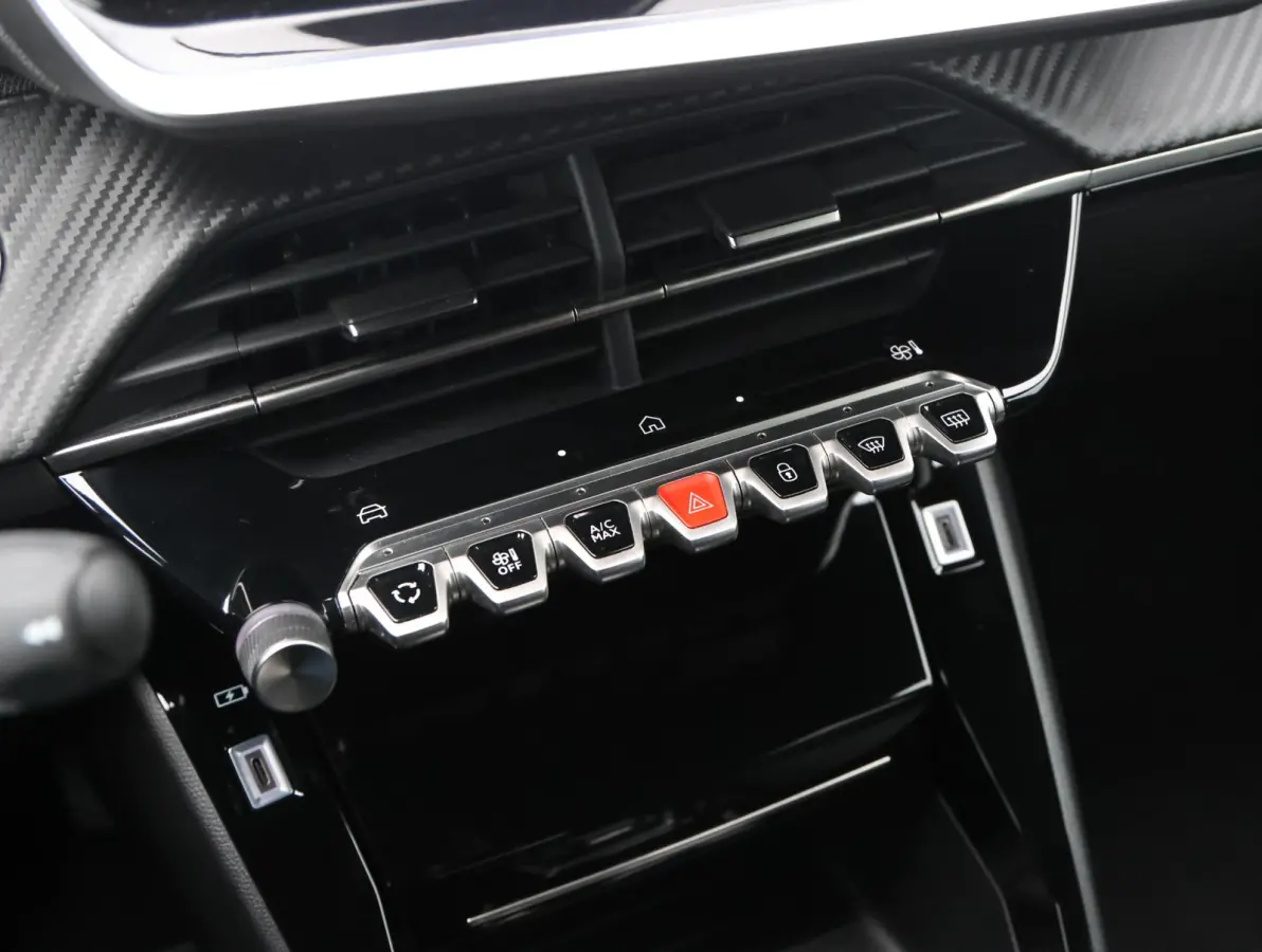 EV Allure Avantage 54 kWh 8 jaar garantie! | Camera 360* | Warmtepomp | Keyless | 17" LMV | Apple Carplay & Android Auto