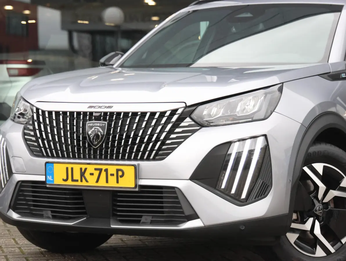 EV Allure Avantage 54 kWh 8 jaar garantie! | Camera 360* | Warmtepomp | Keyless | 17" LMV | Apple Carplay & Android Auto