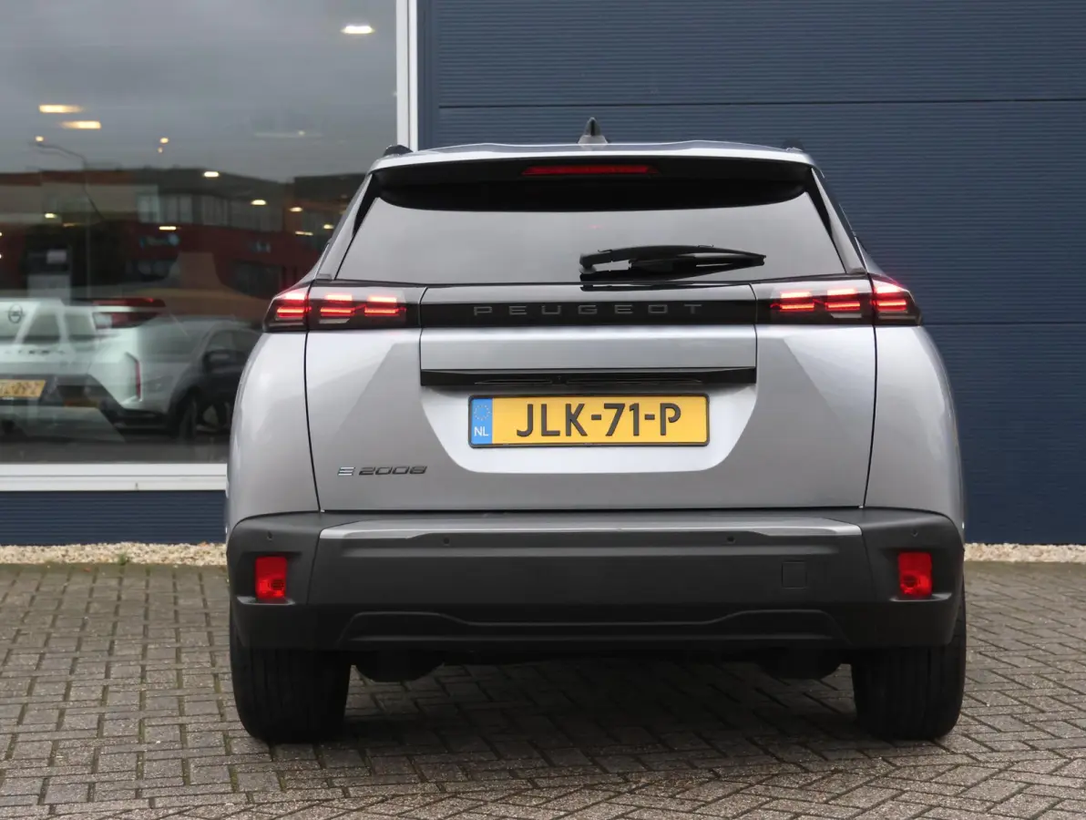 EV Allure Avantage 54 kWh 8 jaar garantie! | Camera 360* | Warmtepomp | Keyless | 17" LMV | Apple Carplay & Android Auto