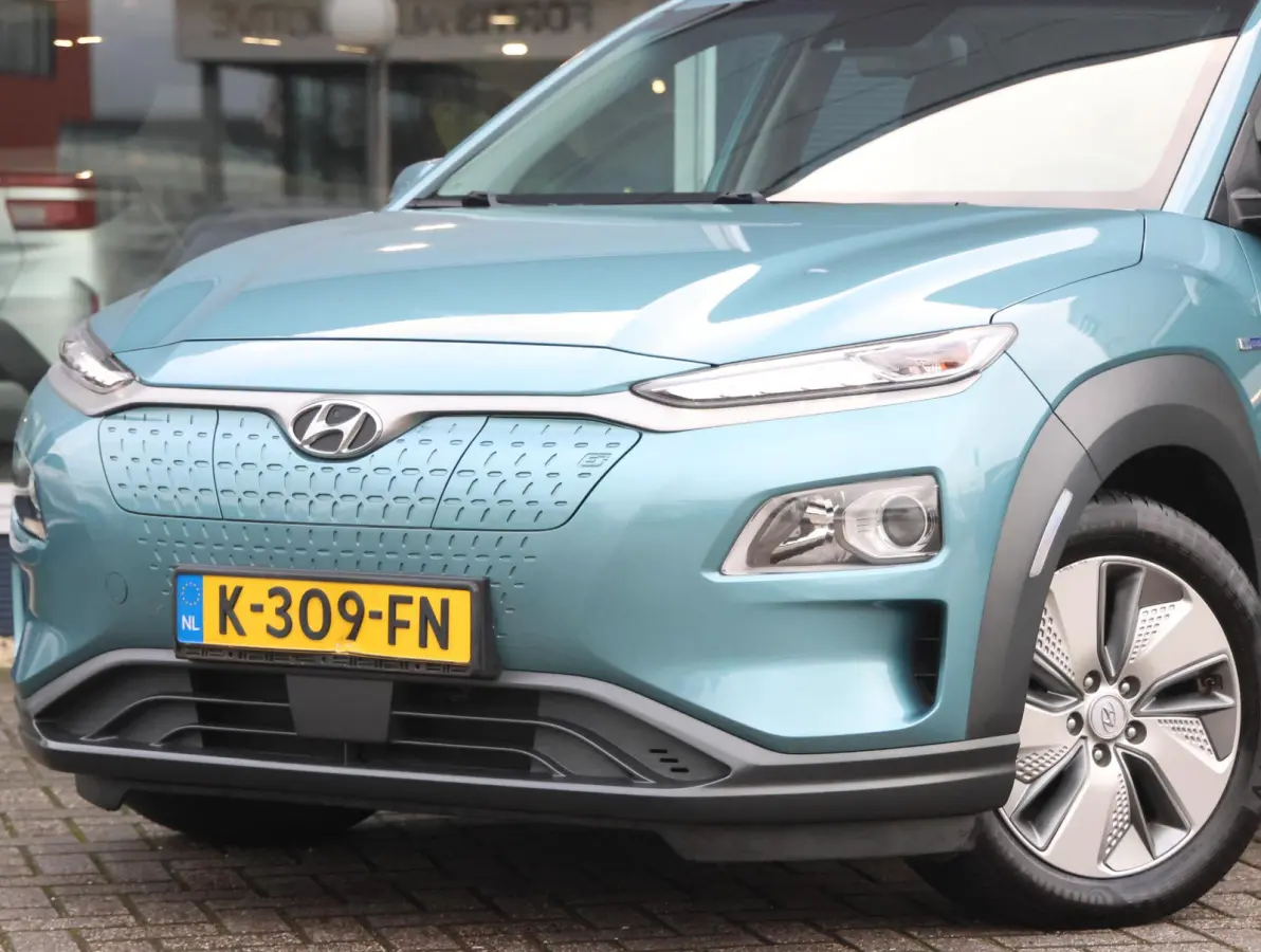 Comfort 64kWh | 1ste eigenaar | ACCU 97% | Camera | AppleCarPlay/Android | Keyless | AUTOMAAT