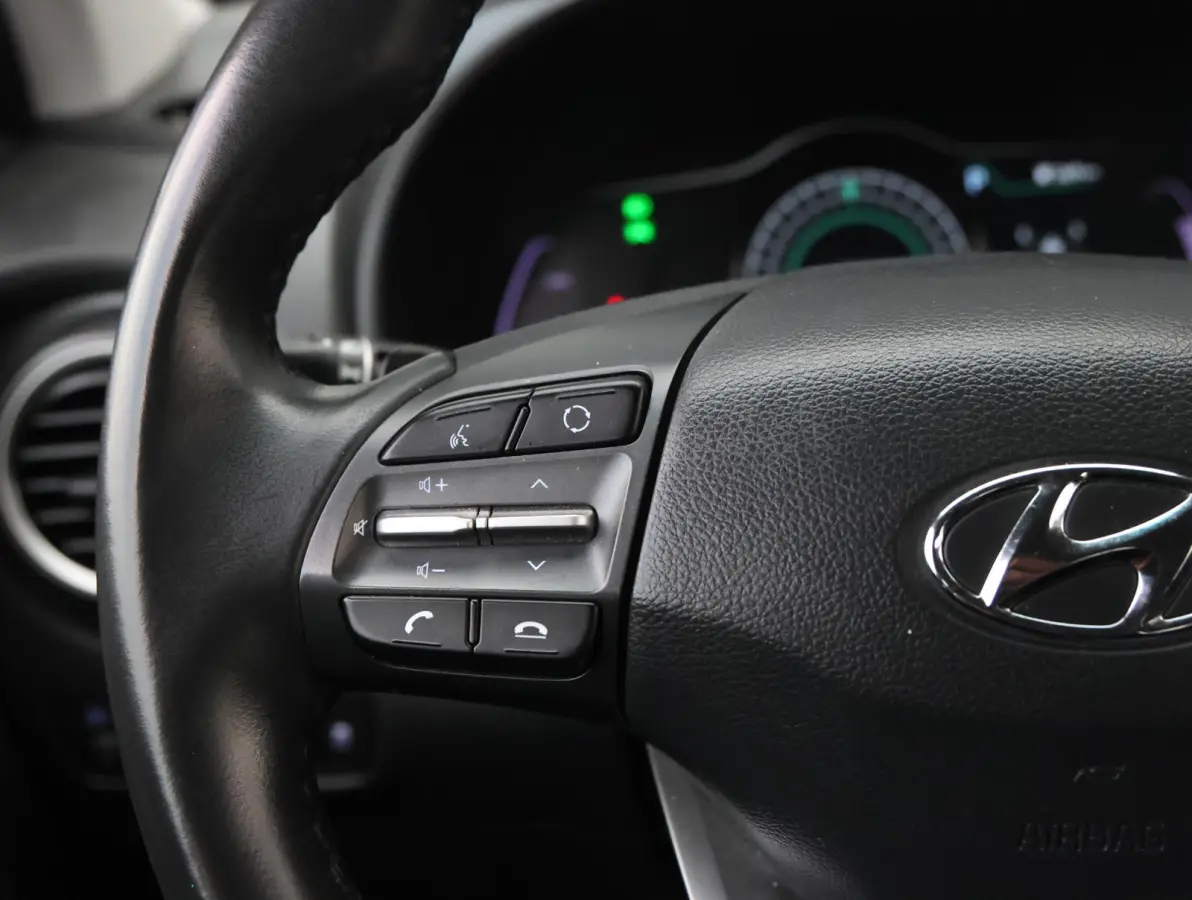 Comfort 64kWh | 1ste eigenaar | ACCU 97% | Camera | AppleCarPlay/Android | Keyless | AUTOMAAT