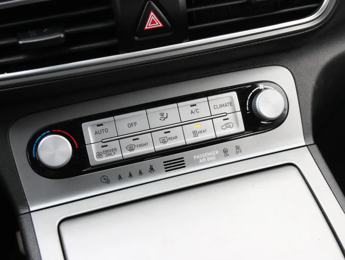 Comfort 64kWh | 1ste eigenaar | ACCU 97% | Camera | AppleCarPlay/Android | Keyless | AUTOMAAT