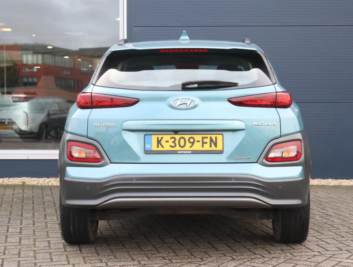 Comfort 64kWh | 1ste eigenaar | ACCU 97% | Camera | AppleCarPlay/Android | Keyless | AUTOMAAT