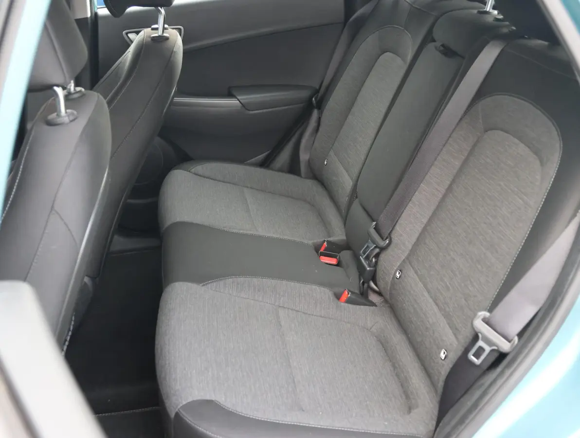 Comfort 64kWh | 1ste eigenaar | ACCU 97% | Camera | AppleCarPlay/Android | Keyless | AUTOMAAT