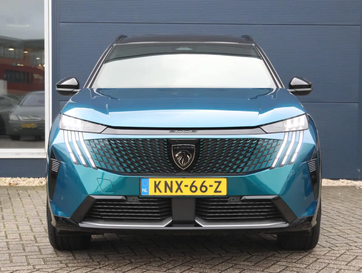 GT 73 kWh 7p 8 jaar garantie! | Alcantara | Stoel/stuur verwarming | Camera | 7-persoons | Keyless | 19" LMV