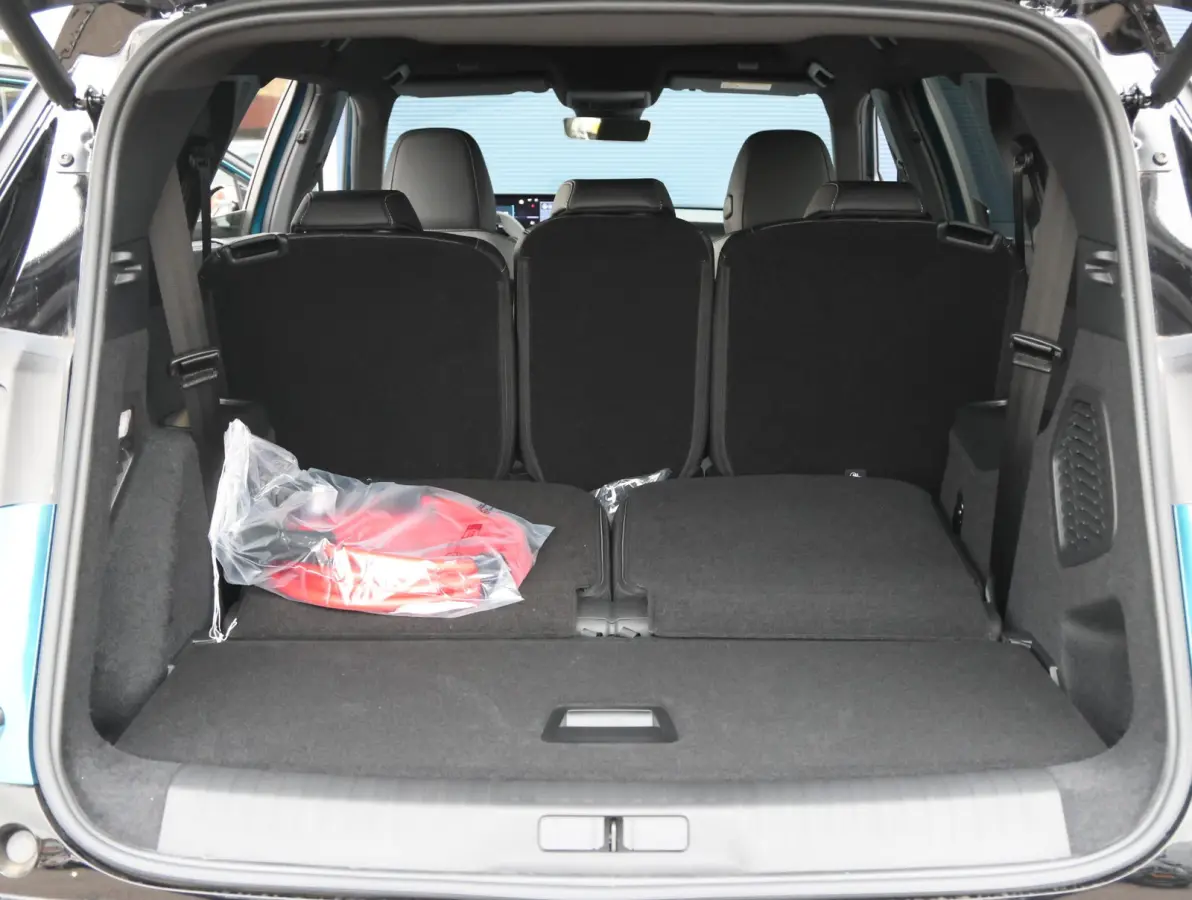 GT 73 kWh 7p 8 jaar garantie! | Alcantara | Stoel/stuur verwarming | Camera | 7-persoons | Keyless | 19" LMV