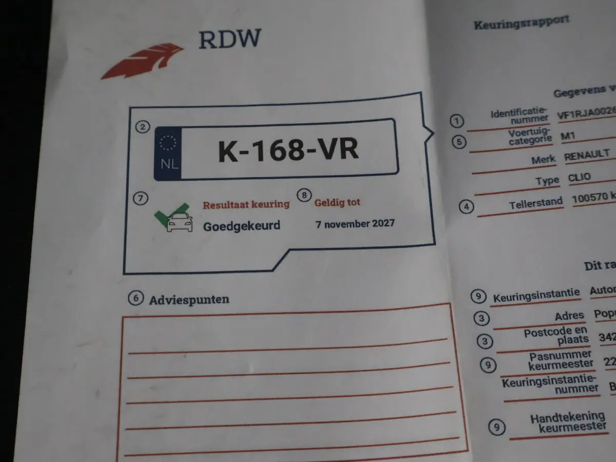 1.0 TCe INTENS + GROOT SCHERM NAVIGATIE | CAMERA | SFEERVERLICHTING | APPLE CARPLAY | LED