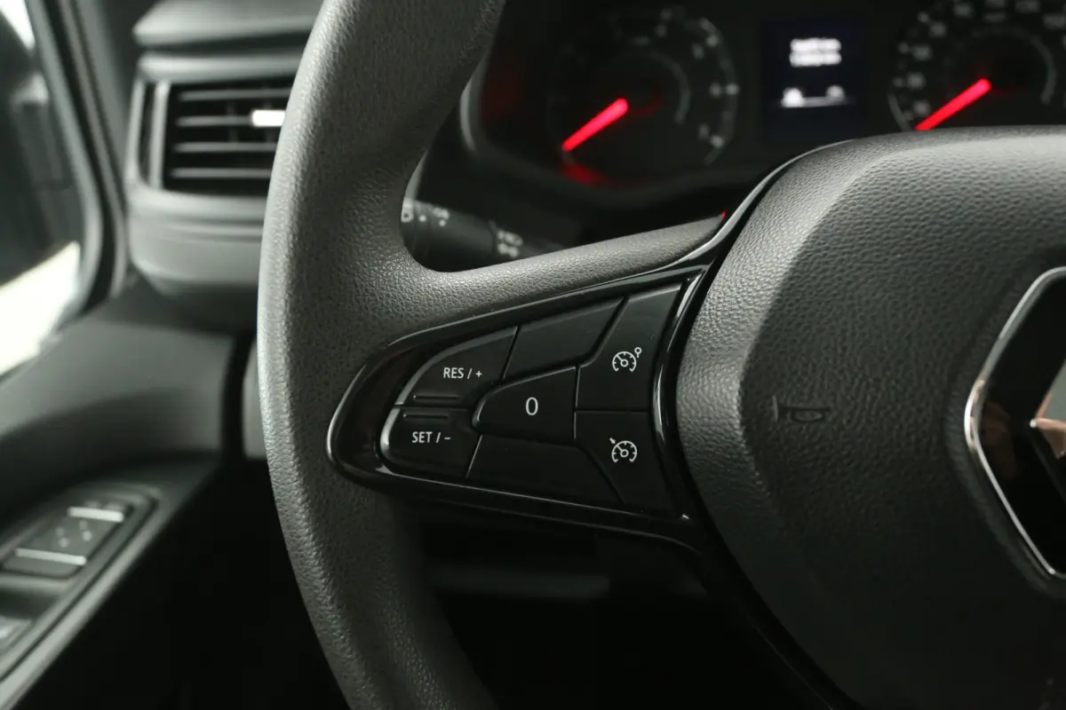2.0 dCi 150PK L2H1 | DC | 6 Zits | Automaat | Airco | Cruise | Trekhaak | Parkeersens. | LED