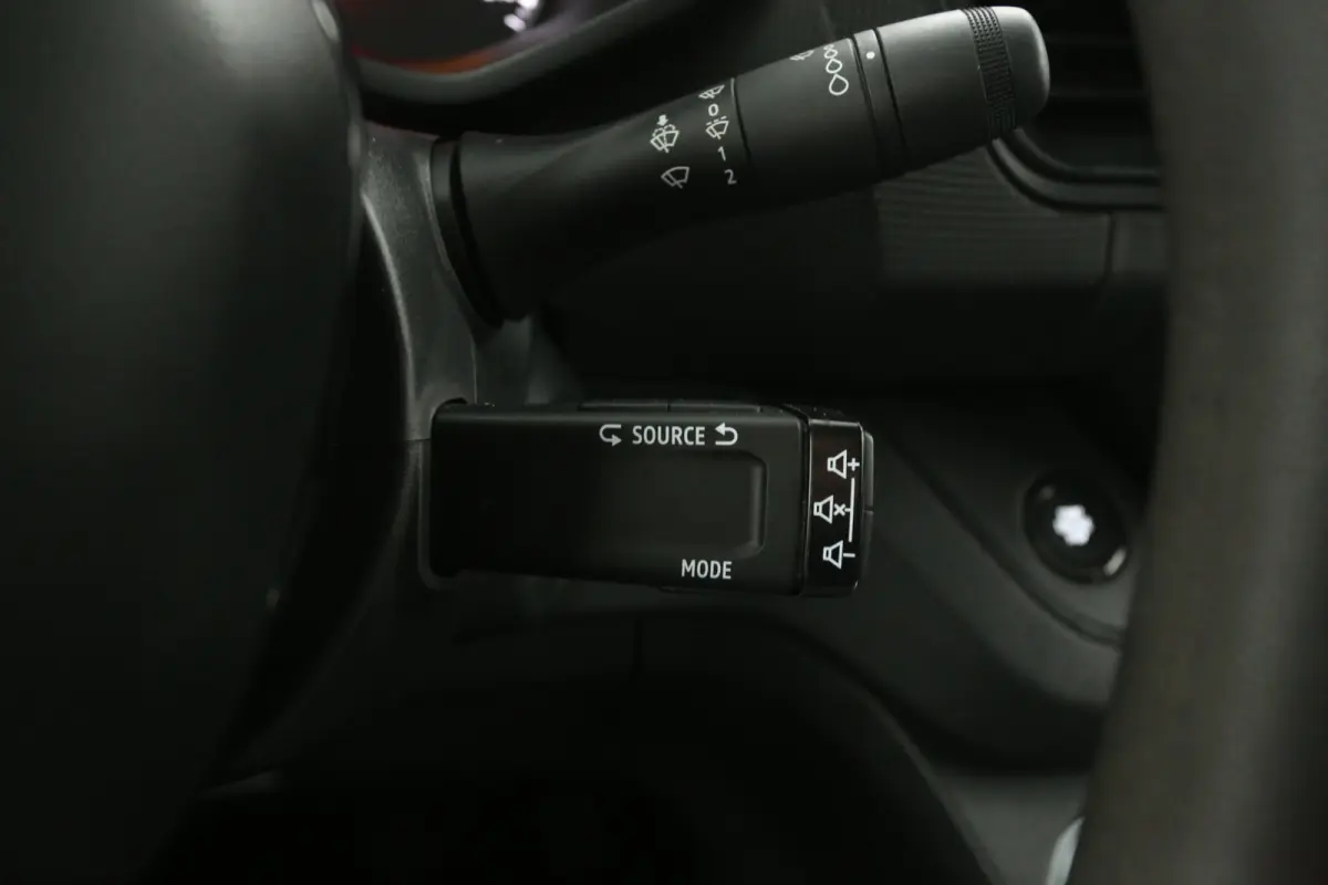 2.0 dCi 150PK L2H1 | DC | 6 Zits | Automaat | Airco | Cruise | Trekhaak | Parkeersens. | LED