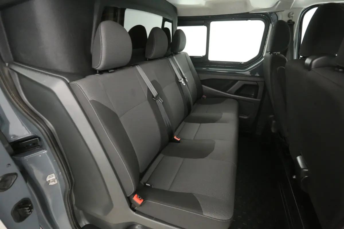 2.0 dCi 150PK L2H1 | DC | 6 Zits | Automaat | Airco | Cruise | Trekhaak | Parkeersens. | LED