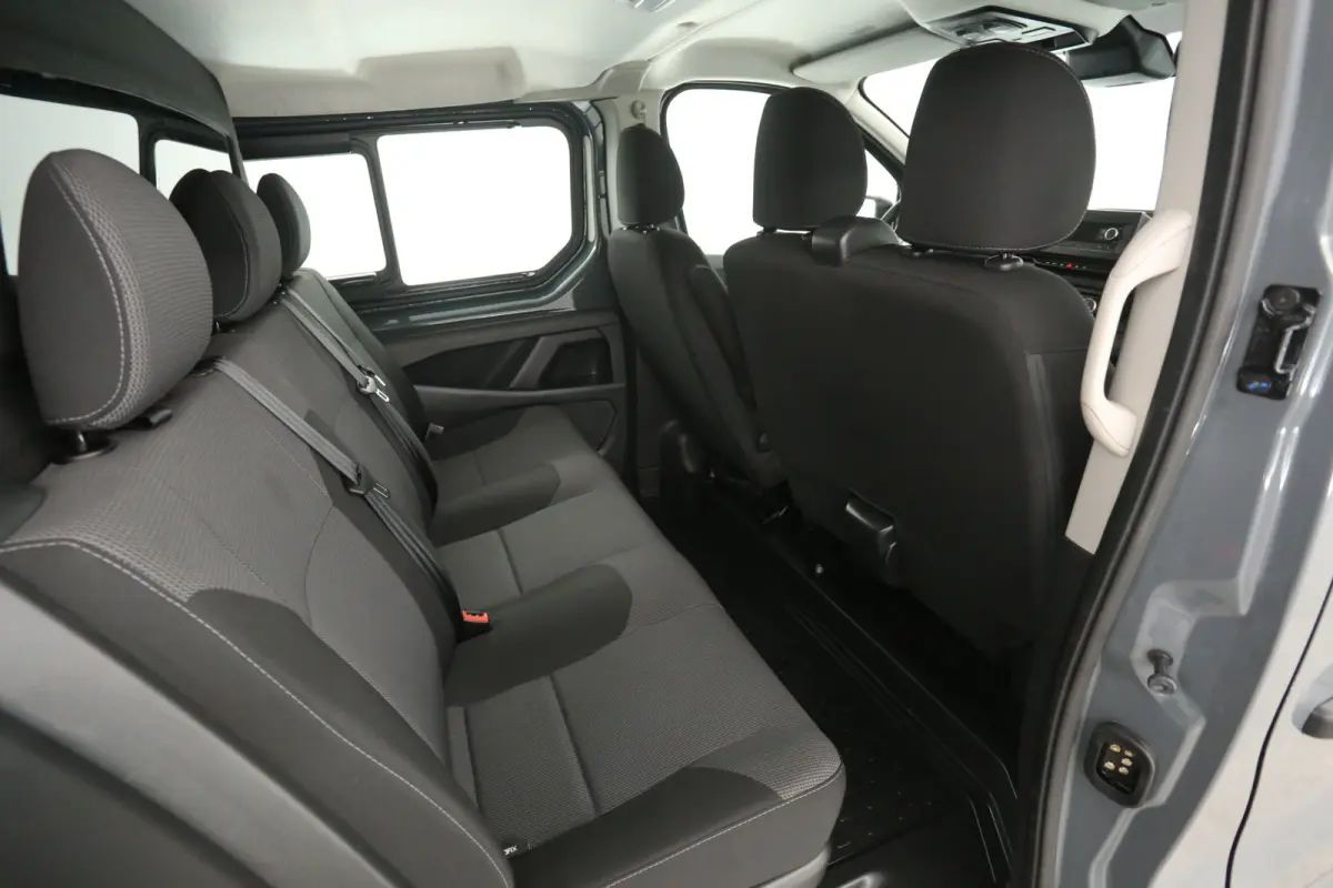 2.0 dCi 150PK L2H1 | DC | 6 Zits | Automaat | Airco | Cruise | Trekhaak | Parkeersens. | LED