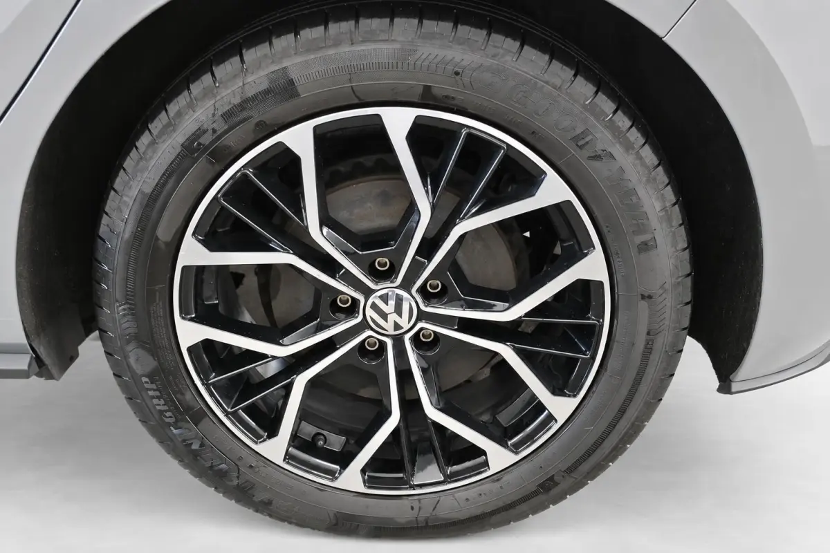 Life 58 kWh FASE 3 91% SOH STOELVERW NAVI DEALER OND ORG NL AUTO