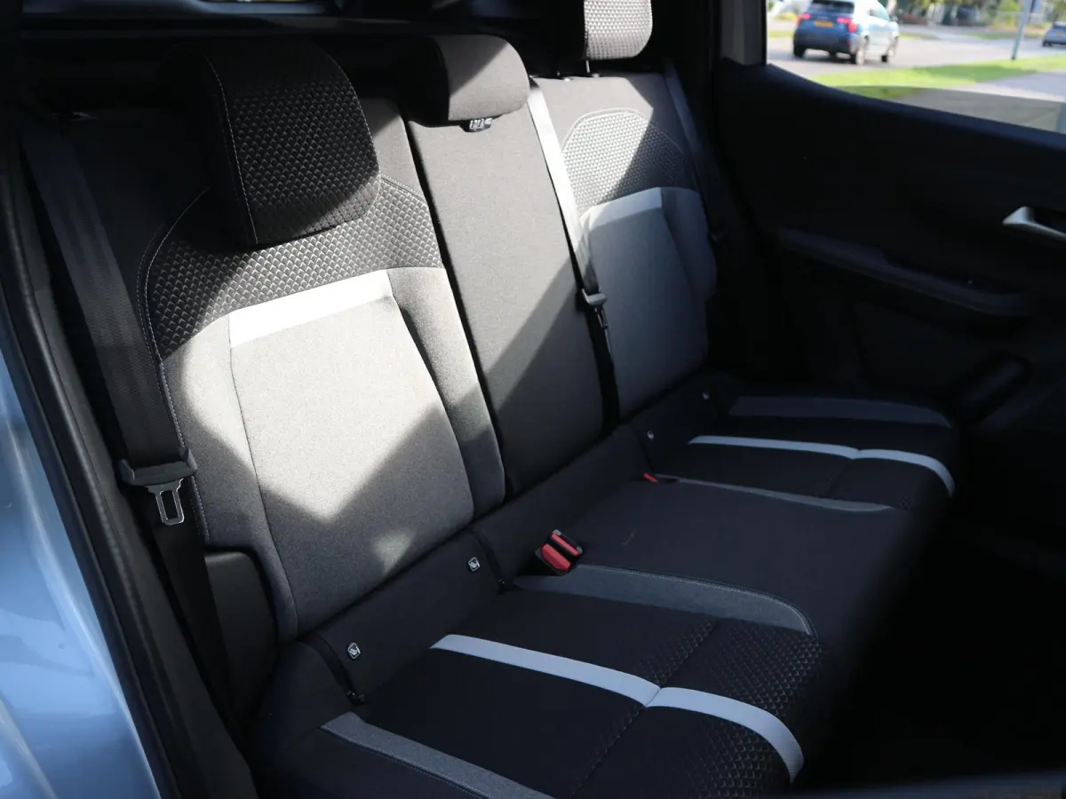 1.2 Turbo Hybrid GS 7p.