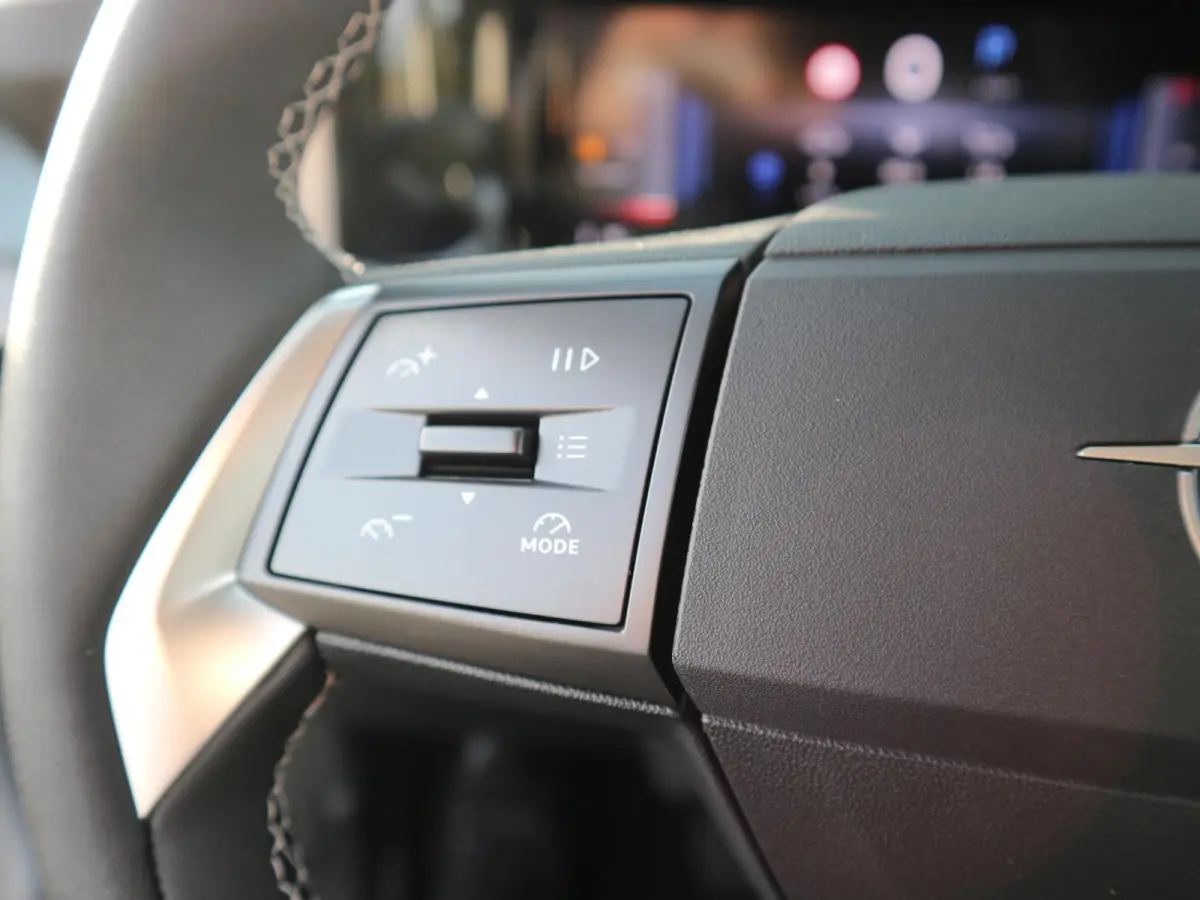 1.2 Turbo Hybrid GS 7p.