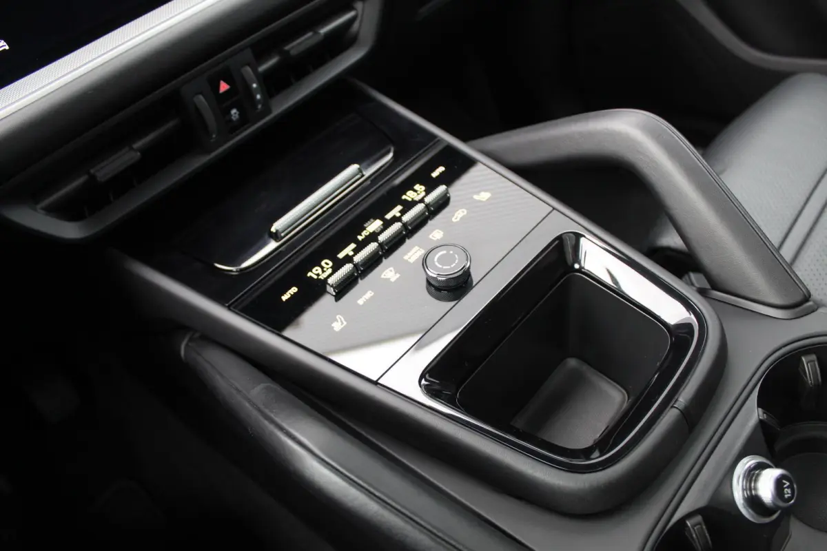 3.0 E-Hybrid/Sport Chrono/Pano/Trekhaak/Bose