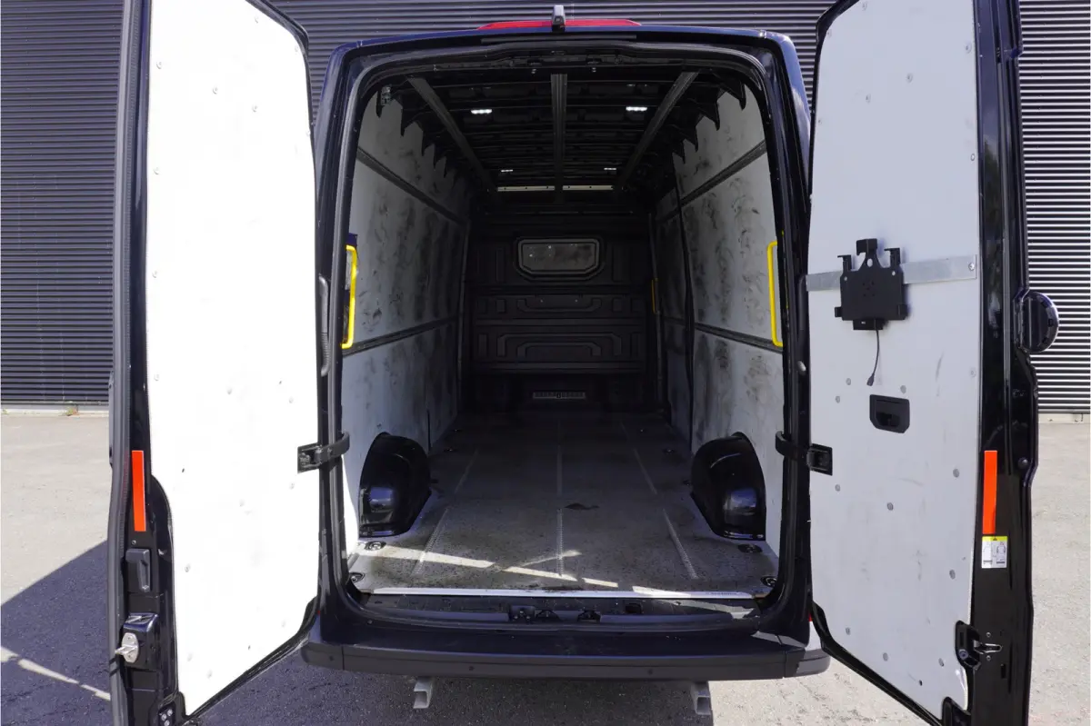 35 180pk Automaat L4H3/L3H2 Parkeersensoren Camera 2-zits Apple Carplay