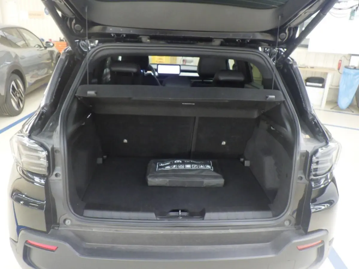 1.2 e-Hybrid Summit 8 Jaar Garantie | Adaptive Cruise | Stoelverwarming