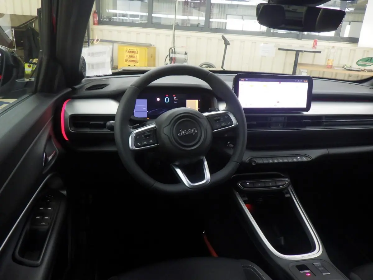 1.2 e-Hybrid Summit 8 Jaar Garantie | Adaptive Cruise | Stoelverwarming