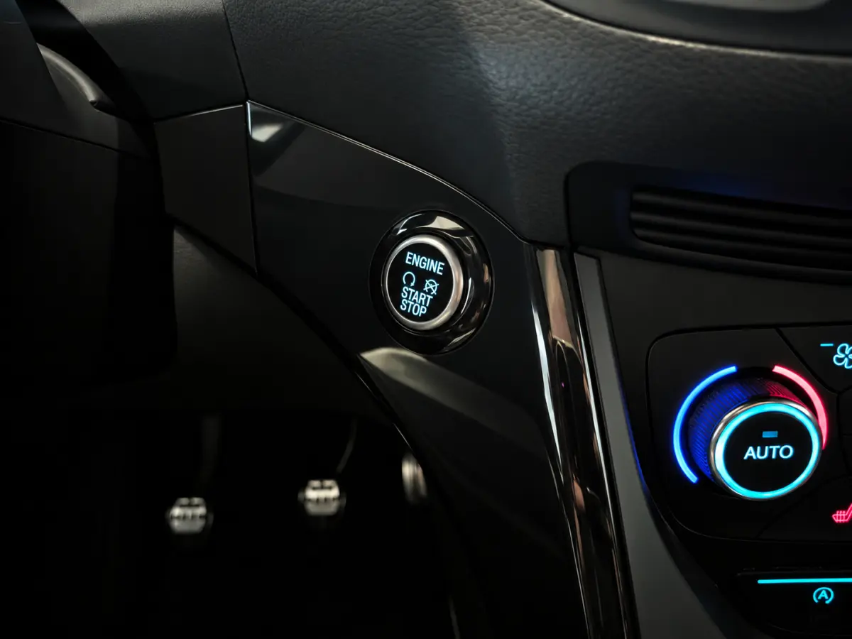 1.5 EcoBoost ST Line Panoramadak, Airco, Cruise Control, Trekhaak, Stuurbekrachtiging
