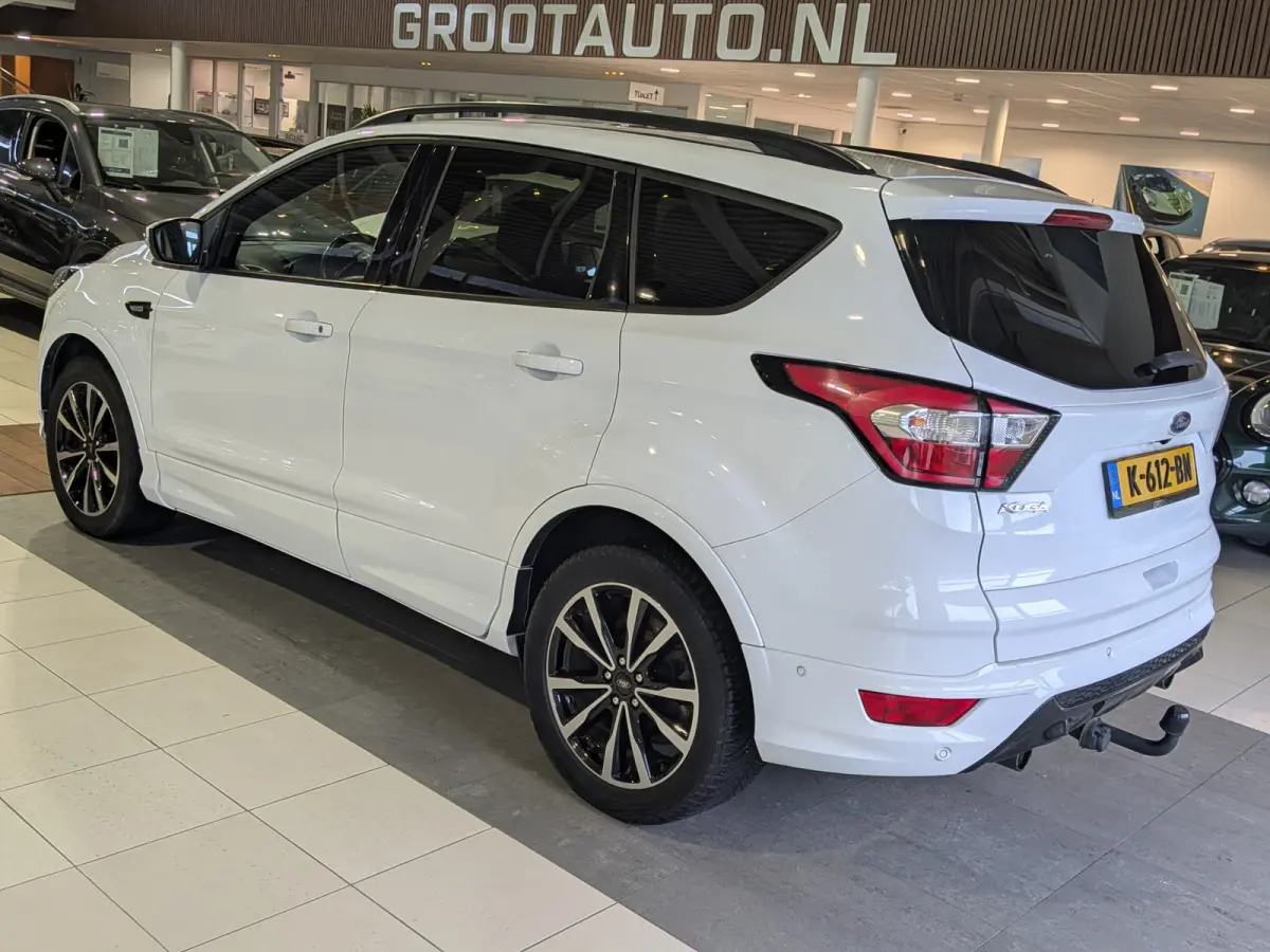 1.5 EcoBoost ST Line Panoramadak, Airco, Cruise Control, Trekhaak, Stuurbekrachtiging