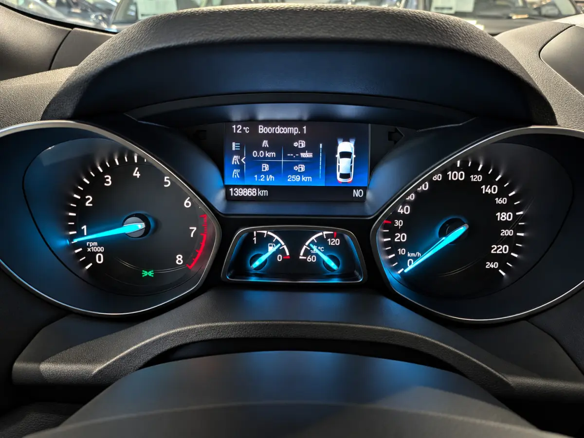 1.5 EcoBoost ST Line Panoramadak, Airco, Cruise Control, Trekhaak, Stuurbekrachtiging