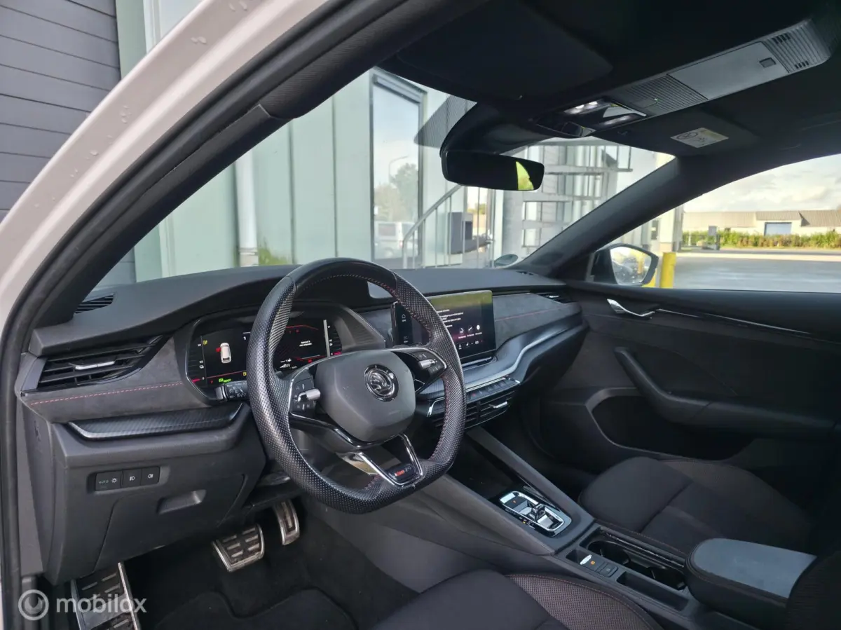 1.4 TSI RS iV PHEV / Carplay / Side ass