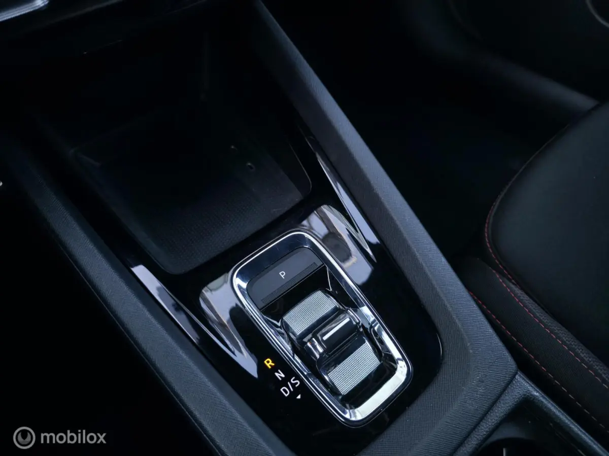 1.4 TSI RS iV PHEV / Carplay / Side ass