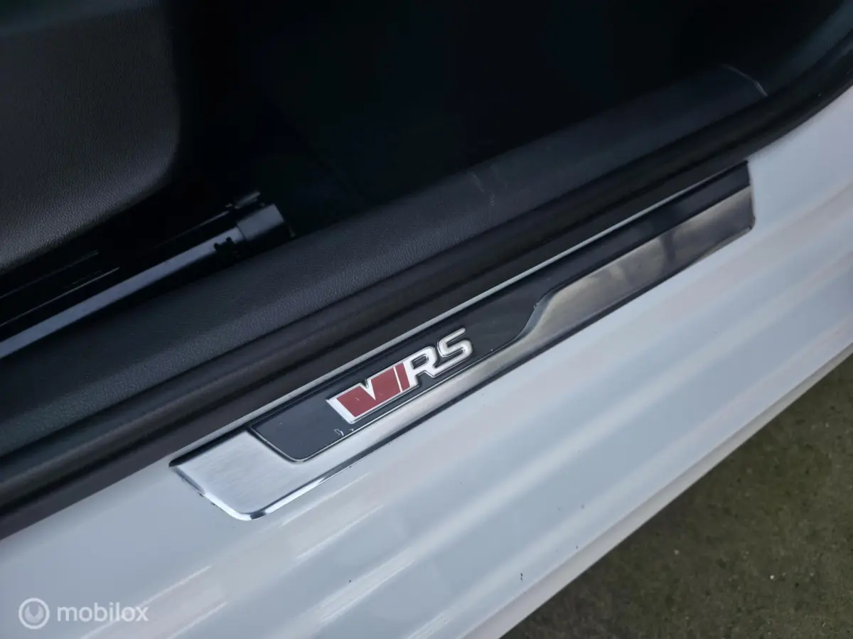 1.4 TSI RS iV PHEV / Carplay / Side ass