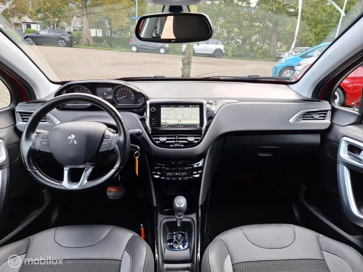 1.2 PURETECH ALLURE AUTOMAAT • 1e Eigenaar •