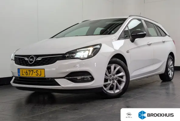 1.2 Edition / Navigatie / Camera / Parkeersensoren / LED / Carplay / 16'' LMV