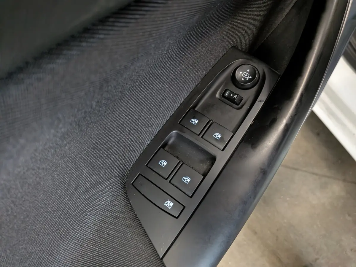 1.2 Edition / Navigatie / Camera / Parkeersensoren / LED / Carplay / 16'' LMV