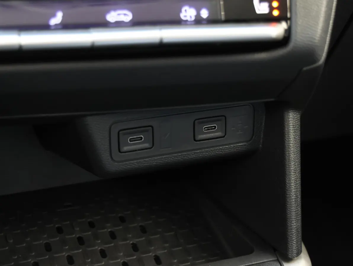 1.2 Turbo Hybrid GS | Navigatie | Apple Carplay/Android Auto | voorstoelen verwarmd | verwarmde voorruit