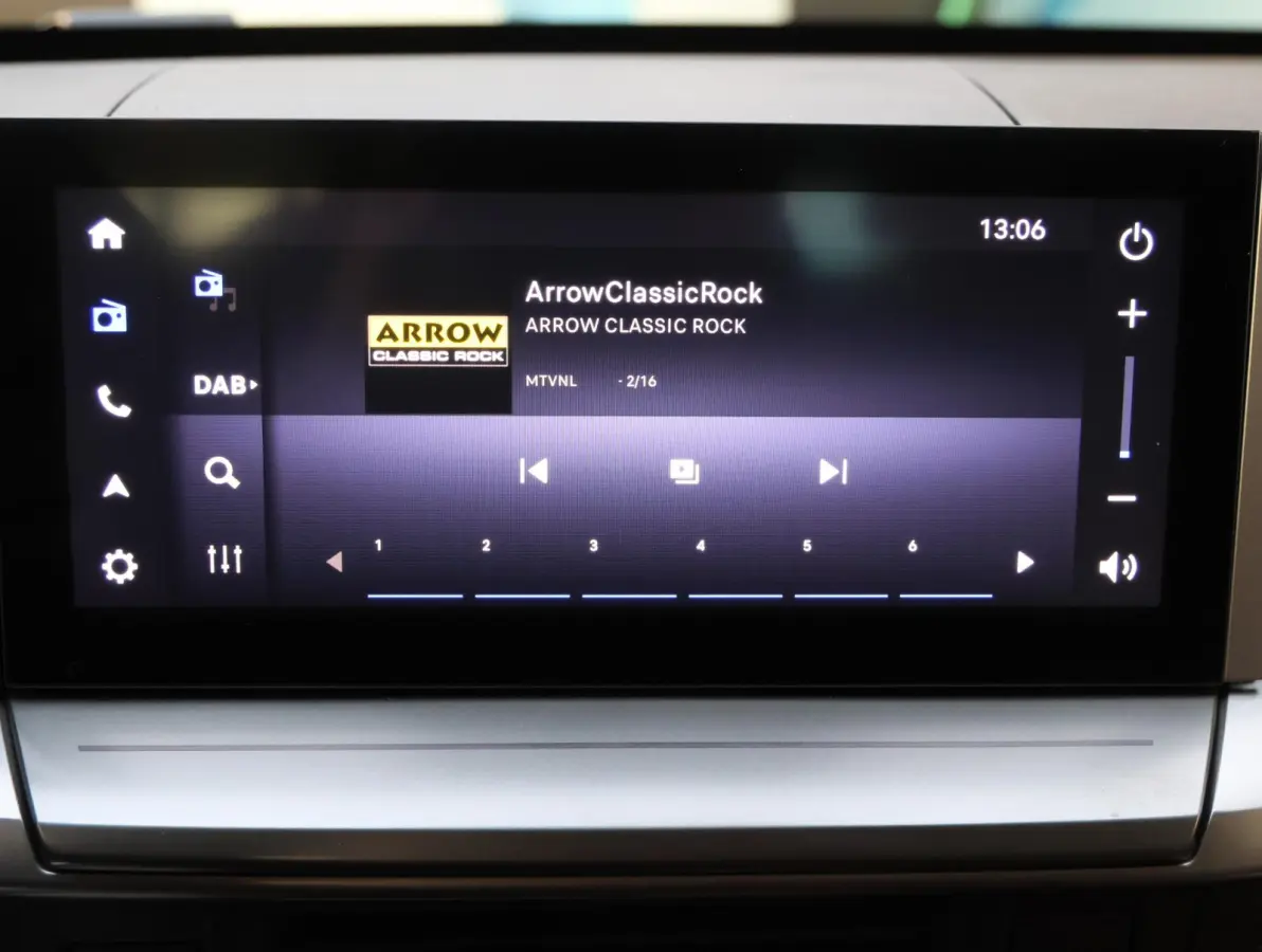 1.2 Turbo Hybrid GS | Navigatie | Apple Carplay/Android Auto | voorstoelen verwarmd | verwarmde voorruit
