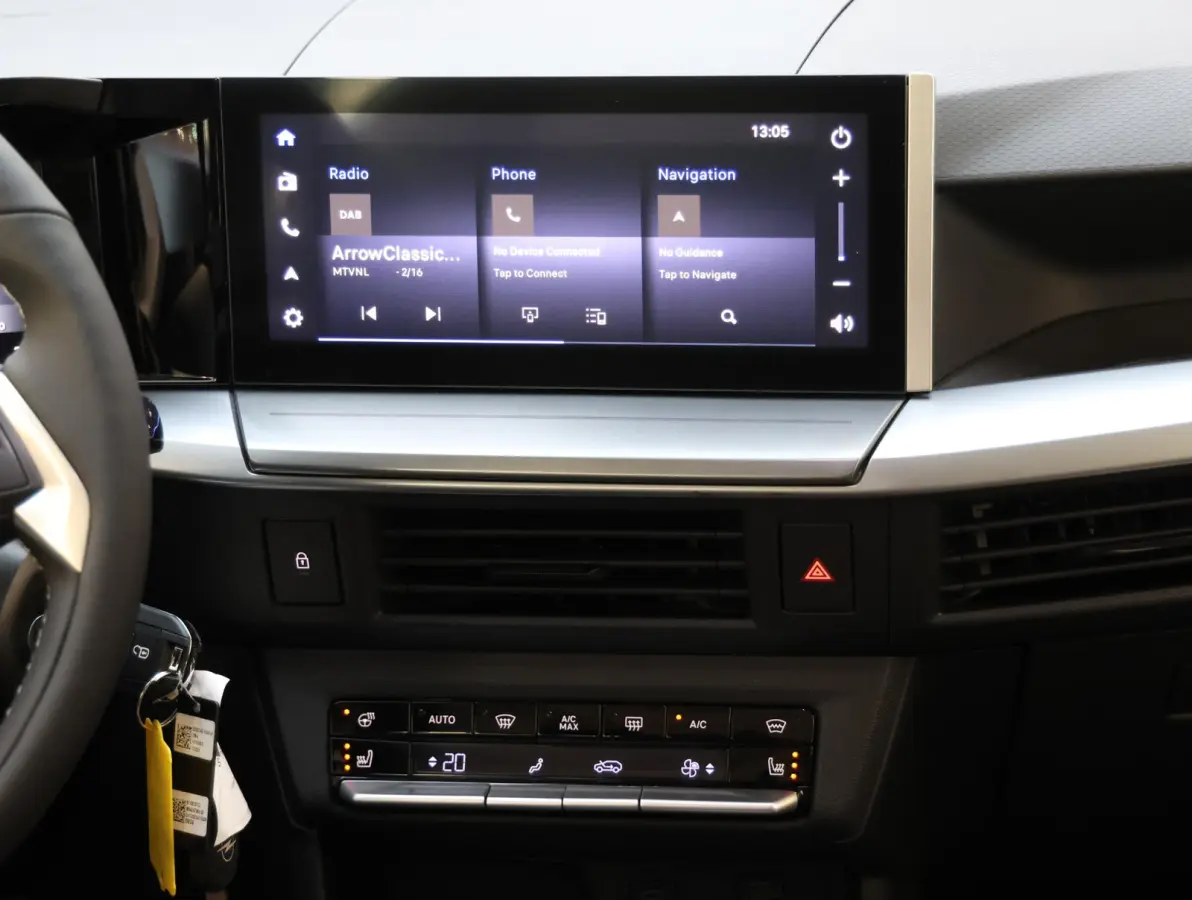 1.2 Turbo Hybrid GS | Navigatie | Apple Carplay/Android Auto | voorstoelen verwarmd | verwarmde voorruit