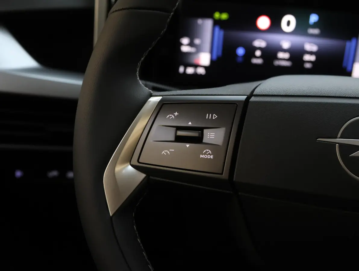 1.2 Turbo Hybrid GS | Navigatie | Apple Carplay/Android Auto | voorstoelen verwarmd | verwarmde voorruit