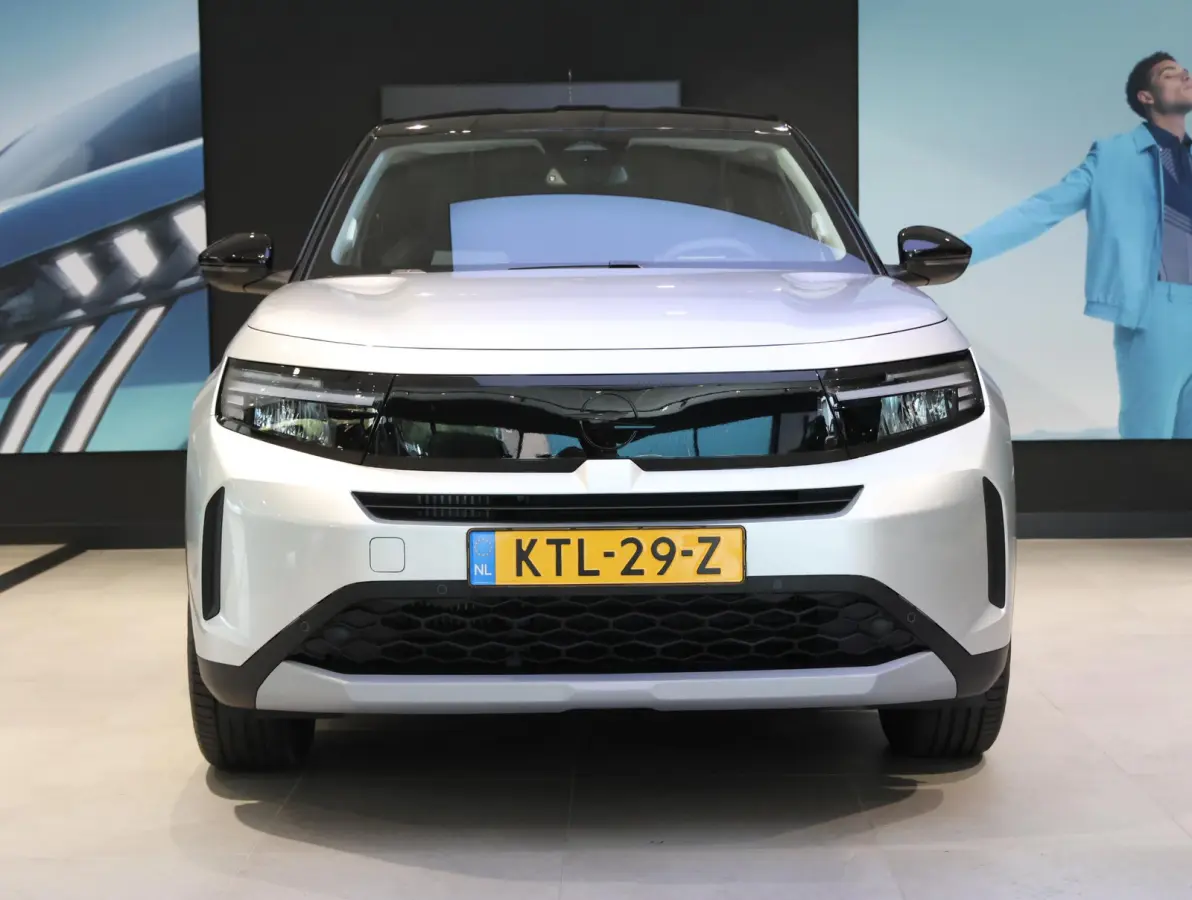 1.2 Turbo Hybrid GS | Navigatie | Apple Carplay/Android Auto | voorstoelen verwarmd | verwarmde voorruit