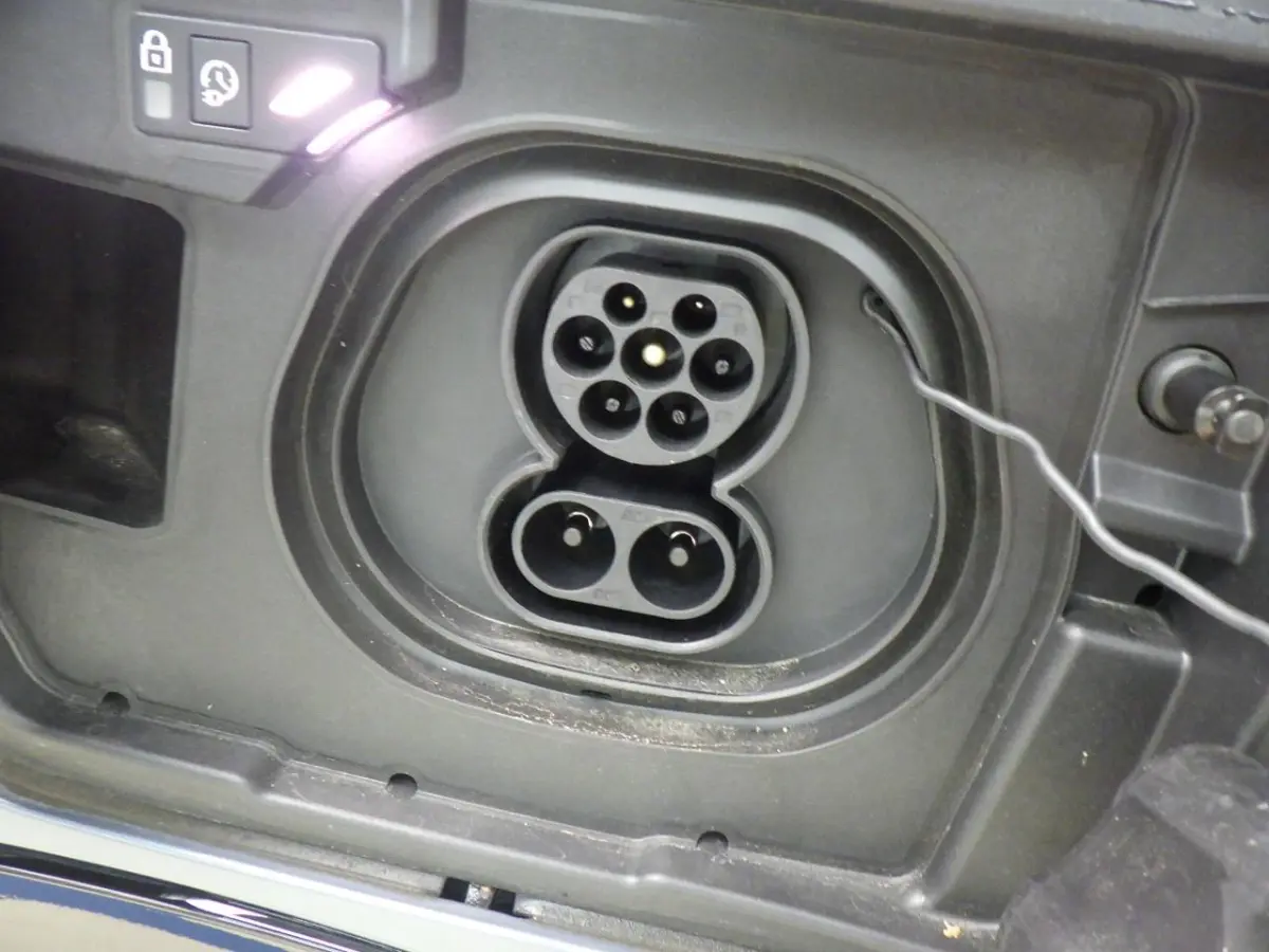 GT Exclusive 73 kWh 7p Tot 8 Jaar Garantie! | Schuif-/Kanteldak | Afn. Trekhaak | Vol-Leder | Massage | Elektr. Achterklep | 360 Camera | Adaptive Cruise | !!