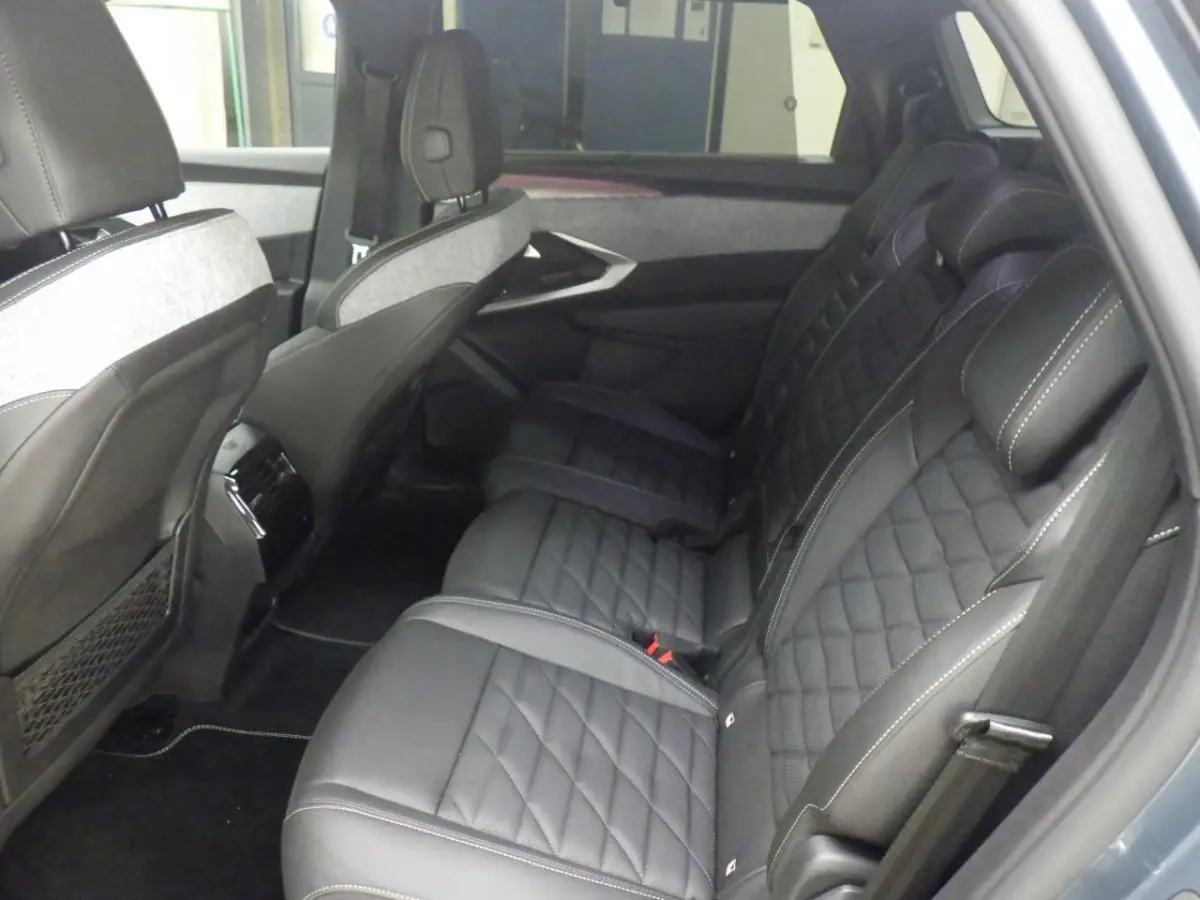 GT Exclusive 73 kWh 7p Tot 8 Jaar Garantie! | Schuif-/Kanteldak | Afn. Trekhaak | Vol-Leder | Massage | Elektr. Achterklep | 360 Camera | Adaptive Cruise | !!