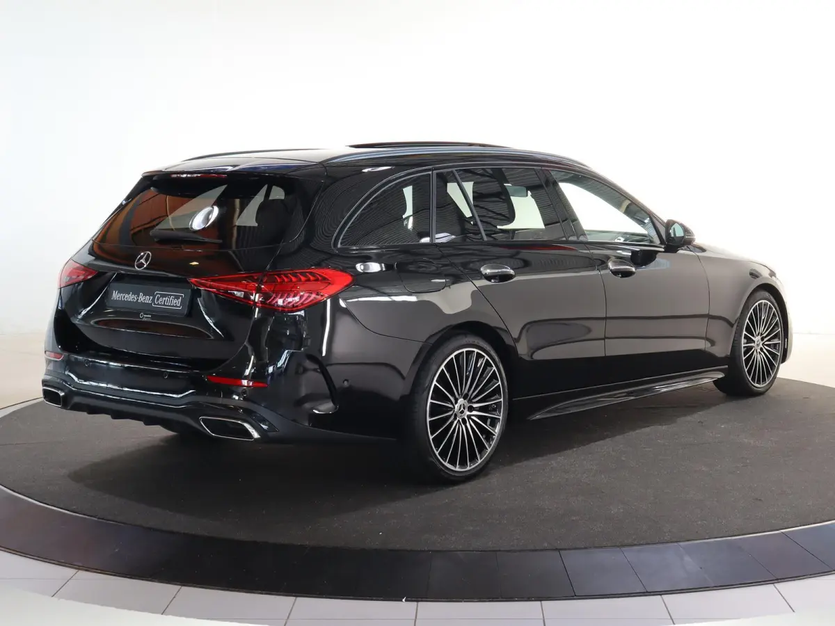 180 Star Edition AMG Line | Panoramaschuifdak | DIGITAL LIGHT  | Nightpakket | Stoelventilatie/-verwarming vooraan | Panoramaschuifdak |