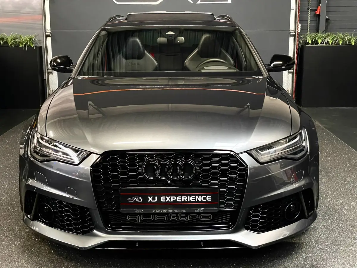 4.0 TFSI RS 6 quattro CERAMIC 21" CARBON PANO HUD Milltek Sport