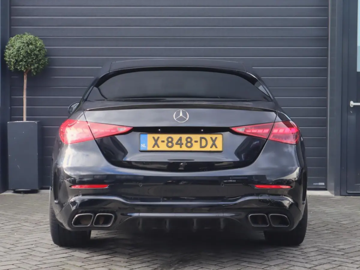 300 AMG Line | Pano | Camera | Burmester