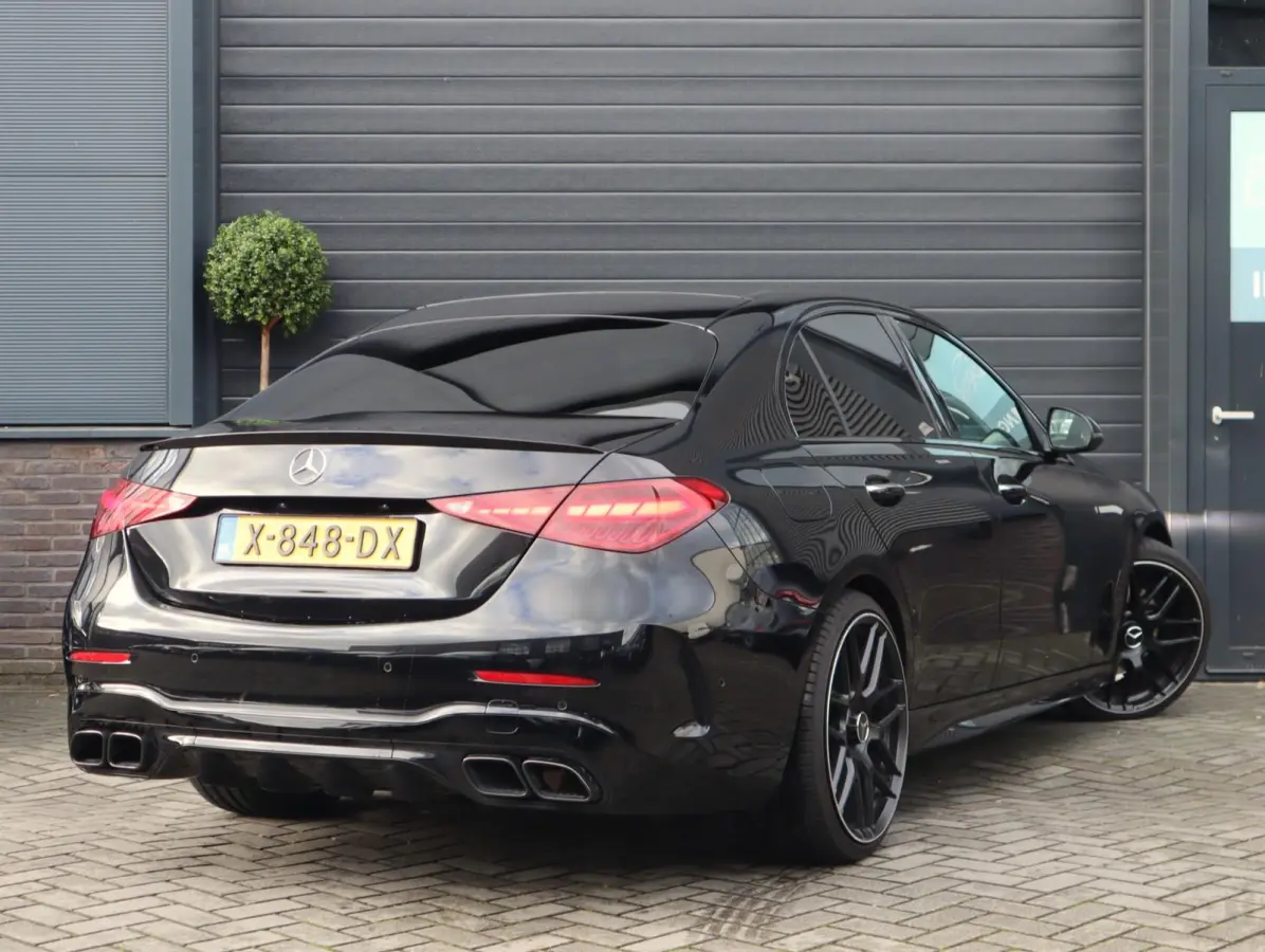 300 AMG Line | Pano | Camera | Burmester
