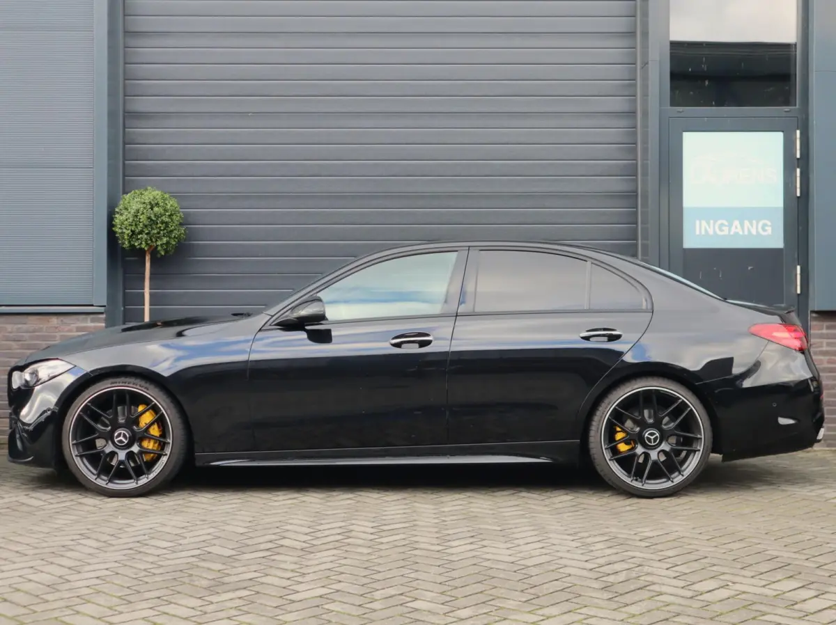 300 AMG Line | Pano | Camera | Burmester