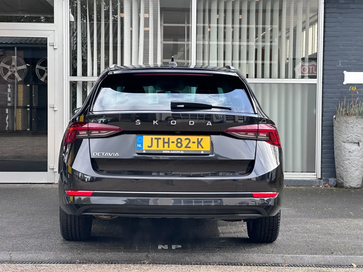 2.0 TDI CRUISE / LANE / MASSAGE / AUTO