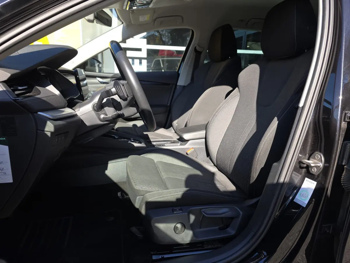 2.0 TDI CRUISE / LANE / MASSAGE / AUTO