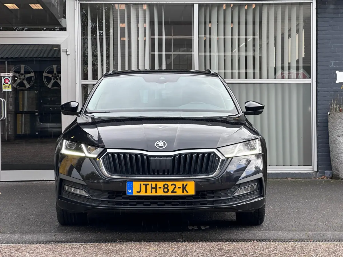 2.0 TDI CRUISE / LANE / MASSAGE / AUTO