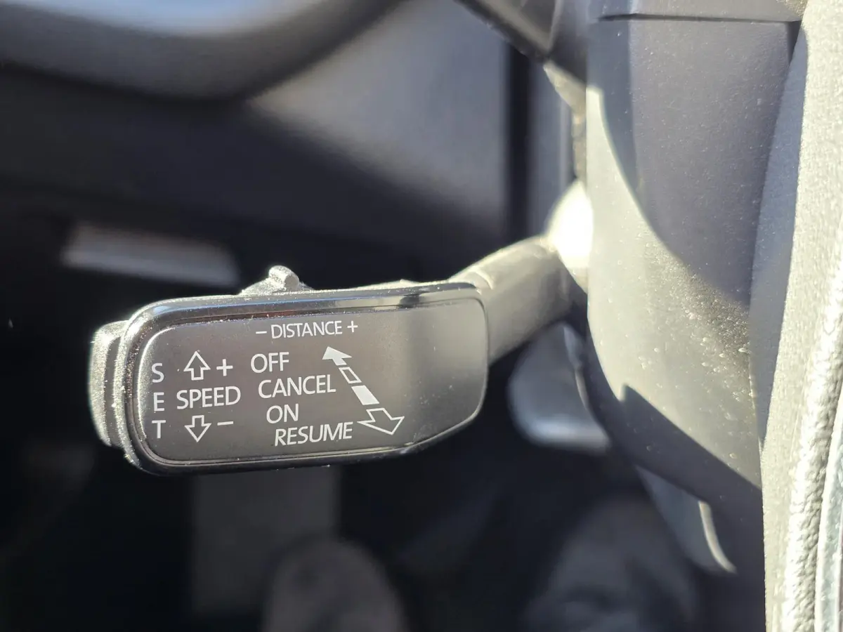2.0 TDI CRUISE / LANE / MASSAGE / AUTO