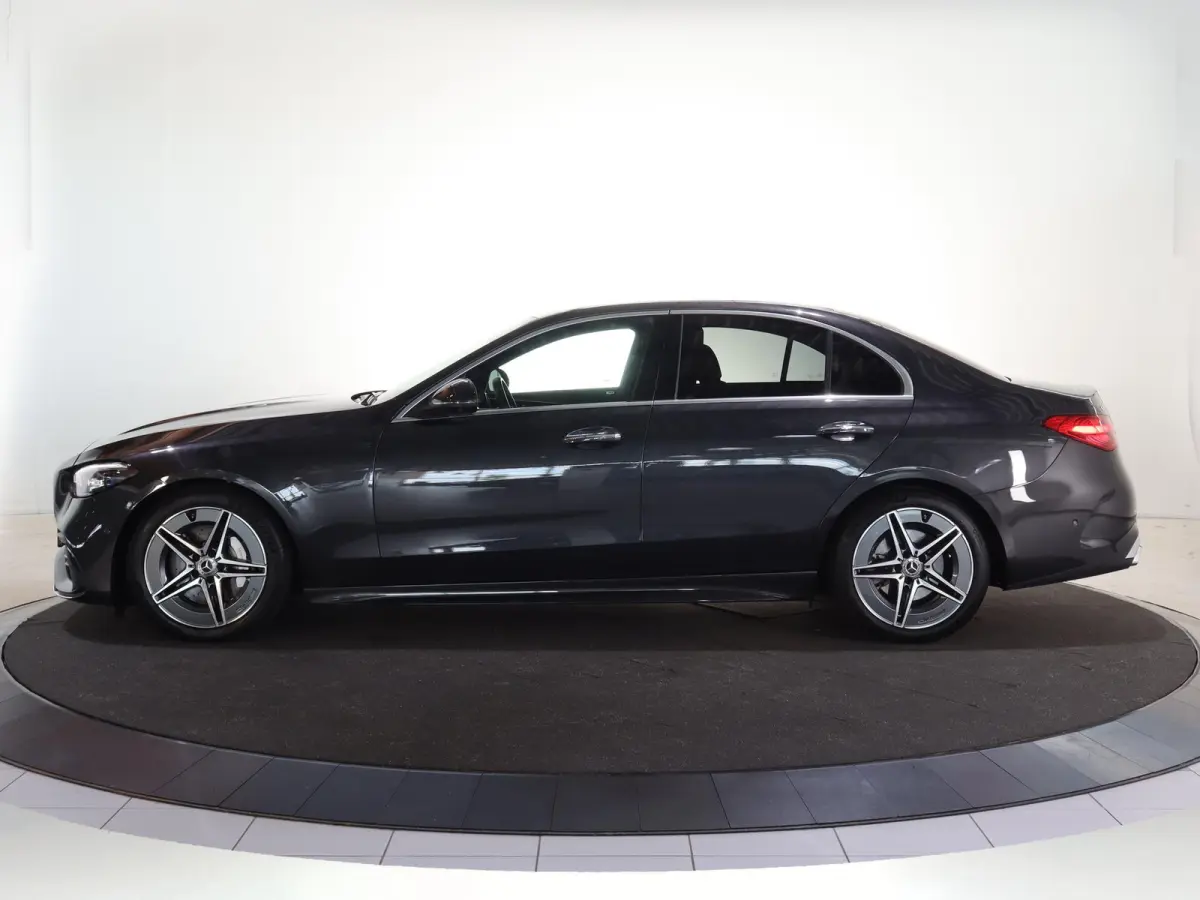 180 AMG Line | Trekhaak | Lederen bekleding | Memory | Digital Light |