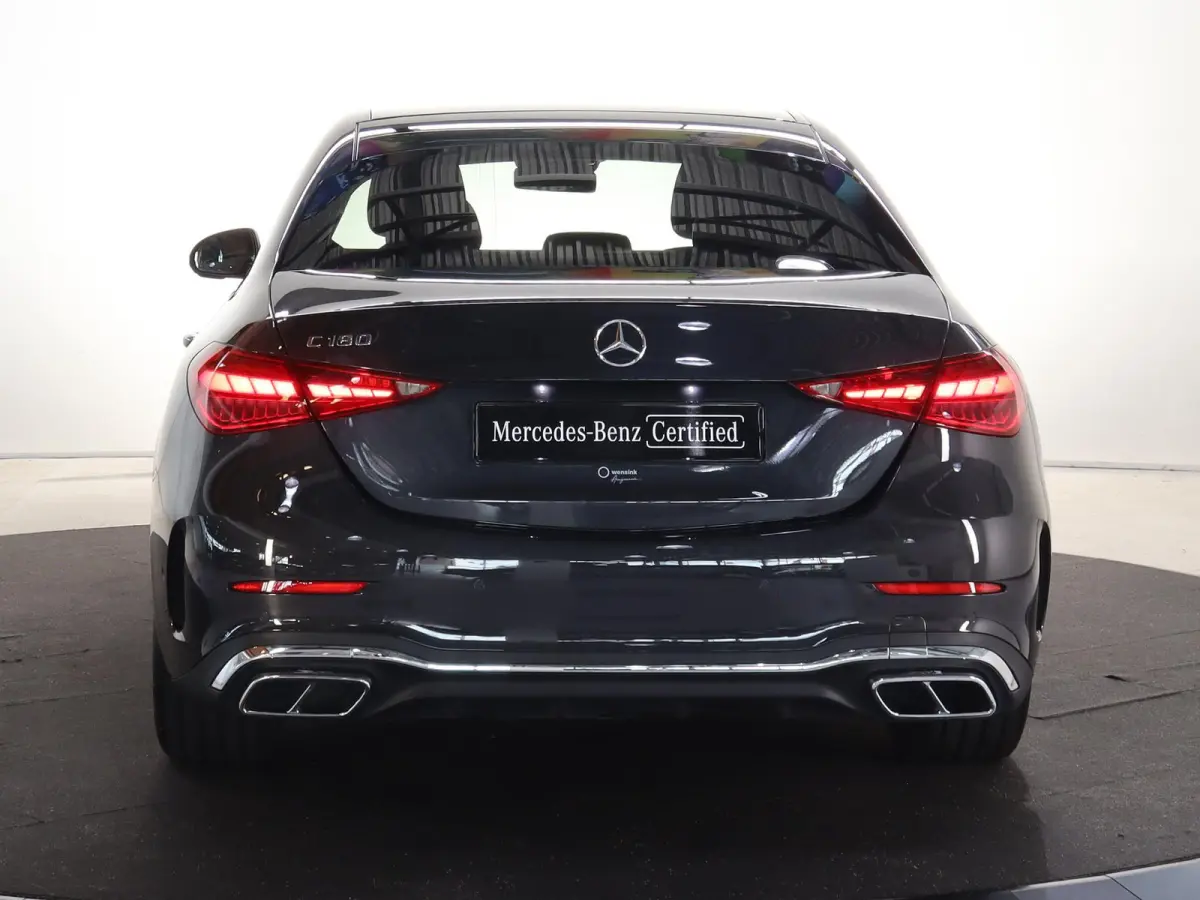 180 AMG Line | Trekhaak | Lederen bekleding | Memory | Digital Light |