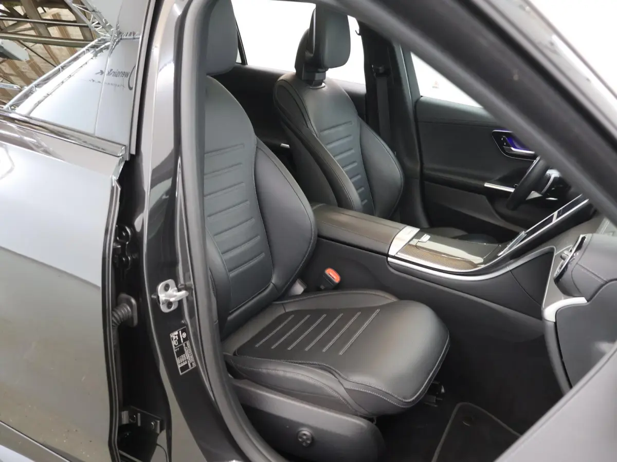 300 e AMG Line | Night | Panoramadak | Stoelventilatie | Stoelverwarming | Digital Light |